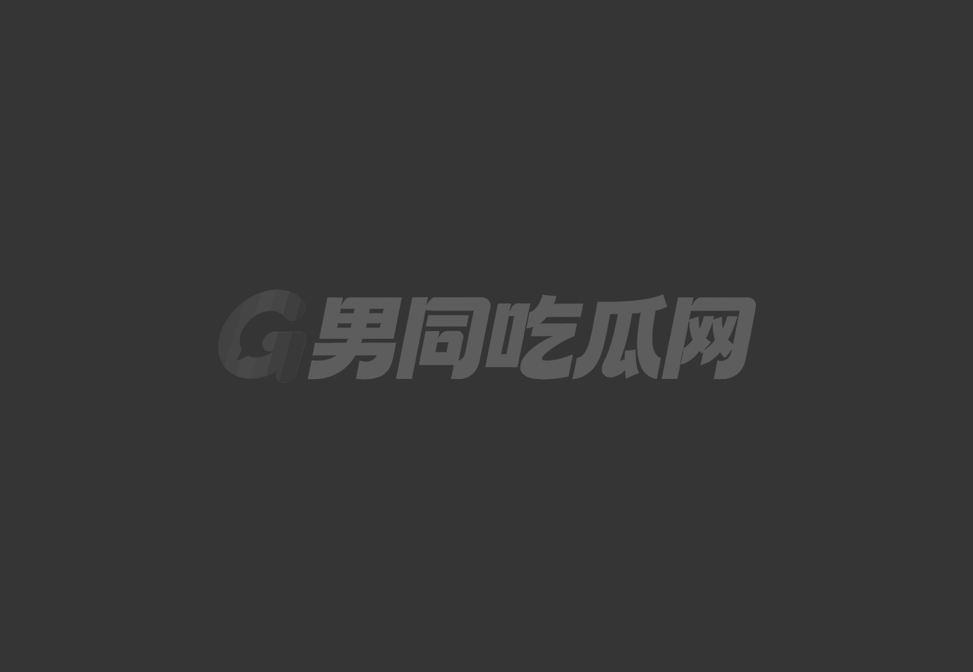 直男被两个英俊肌肉猛男同时服务 大屌深喉前后夹击爽到喷射高潮不停！1